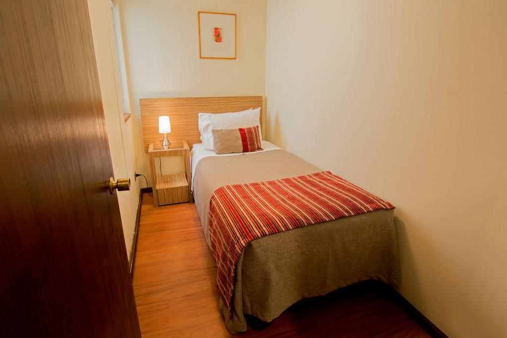 Rq Bosque Tobalaba Hotel Santiago Buitenkant foto